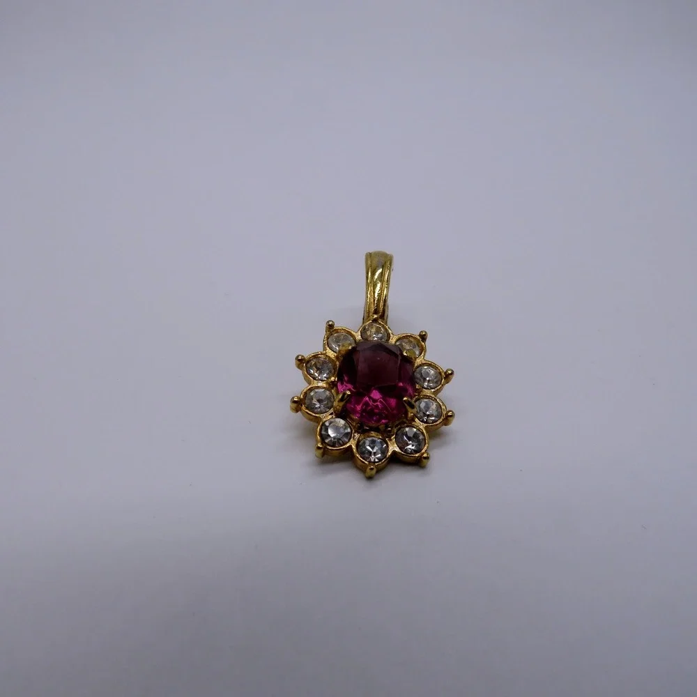 Gold Tone Purple Lucite Enhancer Pendant 1.25 Inch Floral Starburst